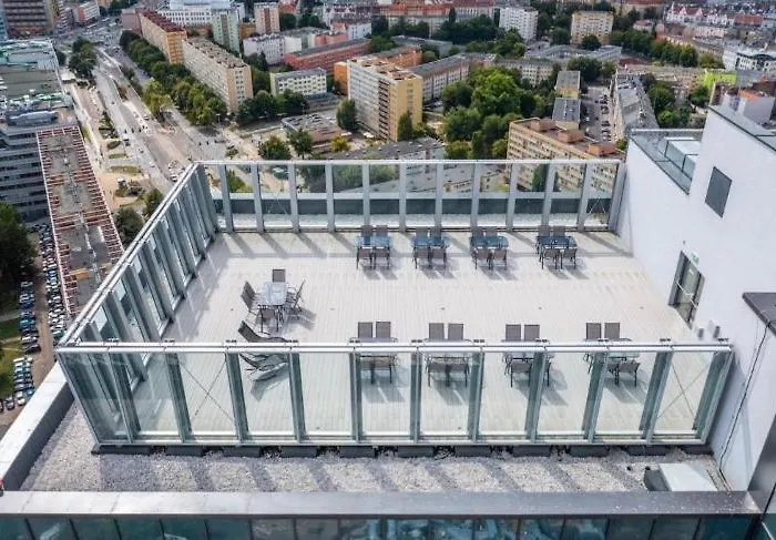 Hanza Tower Golden Sky 24 & Pool Szczecin